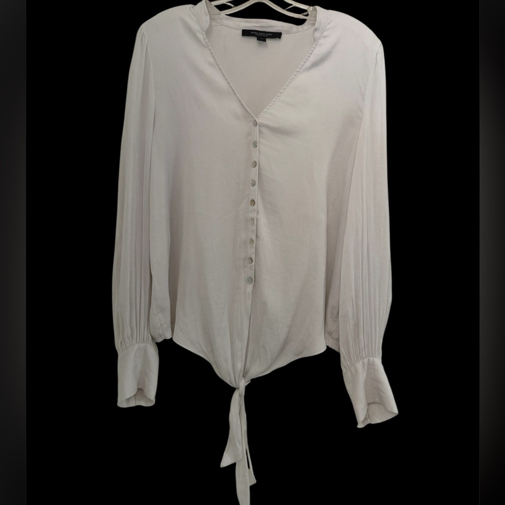 3 for $25 - Marc New York off White Woman’s Tie-Front Blouse size Large